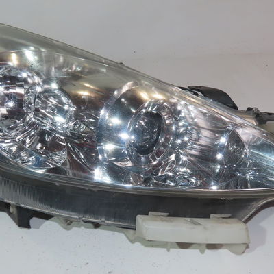 Phare droit Peugeot 4007 (VU_, VV_) 2.2 hdi (2007-2013)