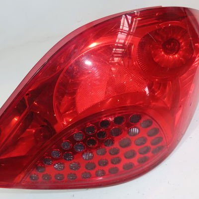 Feu arrière droit Peugeot 207-207 (WA_, WC_) 1.4 hdi (2006-2015) 5 portes