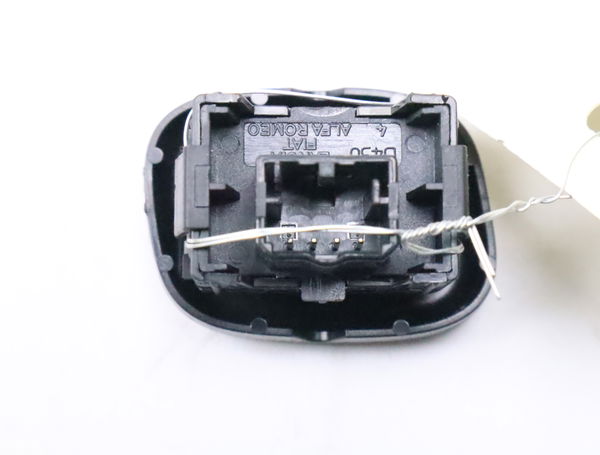 Commande lève-glace porte avant droite Fiat PANDA (312_, 319_) 0.9 4x4 (312pxg1a) (2012)