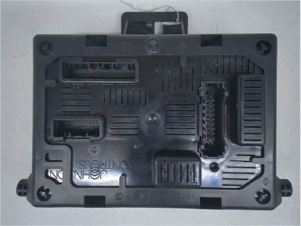 Platine fusible habitacle Renault MODUS - GRAND MODUS (F-JP0_) 1.2 (jp0c, jp0k, fp0c, fp0k, fp0p, jp0p, jp0t) (2004) 5 portes