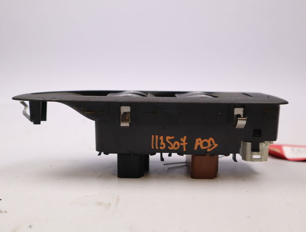 Commande lève-glace porte avant gauche Renault VEL SATIS (BJ0_) 2.2 dci (bj0e, bj0f) (2002-2009) 5 portes