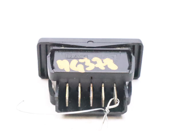 Commande lève-glace porte avant droite Peugeot 205 II (20A-C) 1.8 xdt (1990-1997)