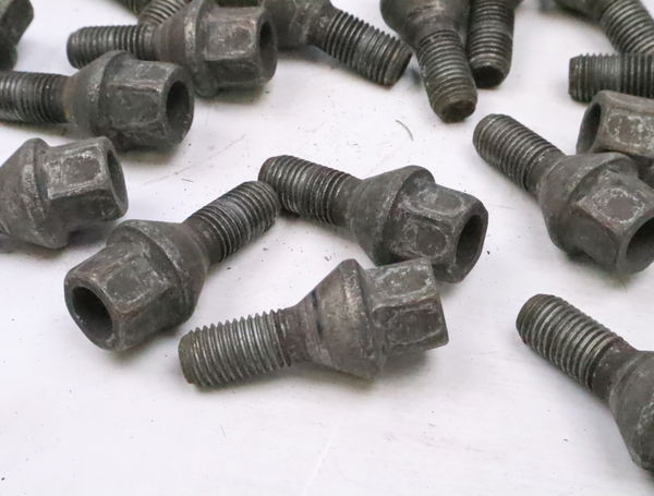 Goujon de roue  Renault KANGOO Express (FW0-1_) 1.5 dci 90 (fw0g, fw05, fw08, fw11) (2009) 4 portes