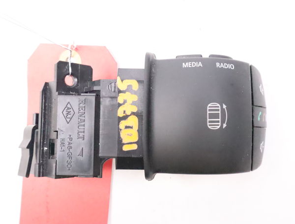 Commande autoradio RENAULT SCENIC III Phase 2 12-2011--03-2013 1.5 DCI 110ch