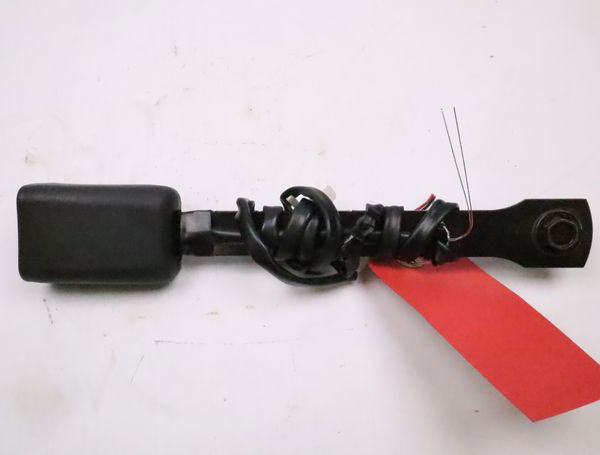 Ancrage ceinture avant droit Nissan JUKE (F15) 1.5 dci (2010) 5 portes