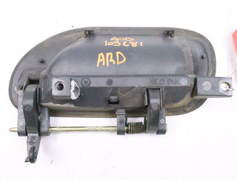 Poignee ext porte ard Volvo S40 I (644) 1.6 (1995-1999)