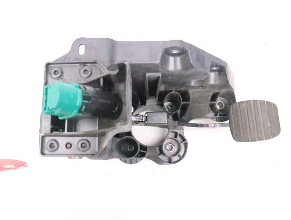Pedale de frein Renault TRAFIC III Camionnette (FG_) 1.6 dci 145 (fgmg) (2015)