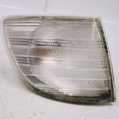 Clignotant droit Mercedes-benz VITO Camionnette (W638) 110 cdi 2.2 (638.094) (1999-2003)