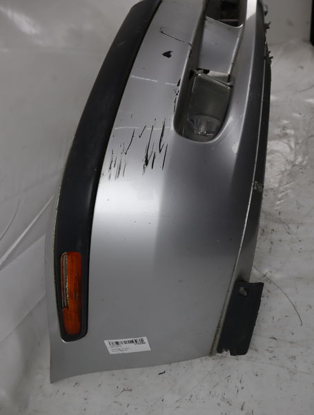 Pare-choc avant Volvo V40 Break (645) 1.9 di (2000-2004)
