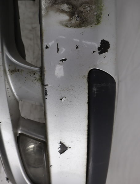 Pare-choc avant Volvo V40 Break (645) 1.9 di (2000-2004)