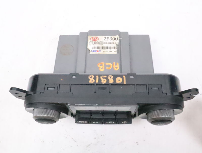 Commande de chauffage Kia CERATO I 3-5 portes (LD) 2.0 crdi (2004-2006)