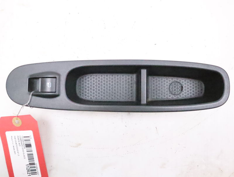 Commande lève-glace porte avant droite Fiat PUNTO (199_) 1.3 d multijet (2012)