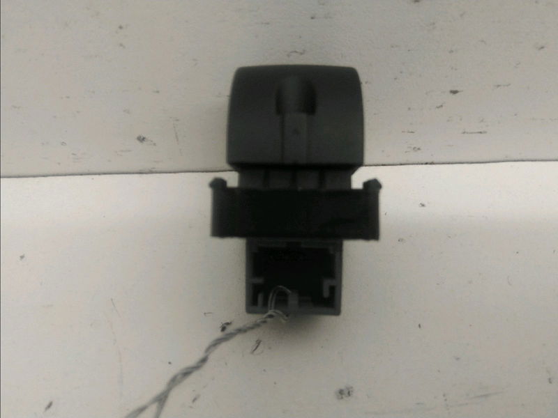 Commande leve-glace porte arrière gauche Audi Q7 (4LB) 4.2 tdi quattro (2007-2009)