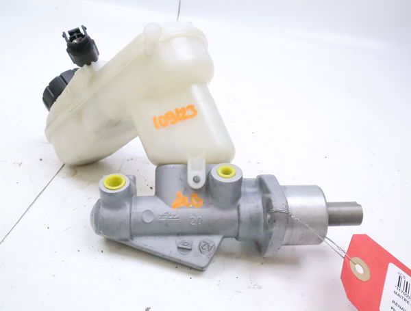 Maitre cylindre Renault TWINGO II (CN0_) 1.2 16v (cn04, cn0a, cn0b) (2007-2014) 3 portes
