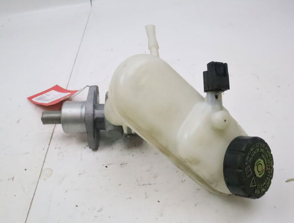 Maitre cylindre Renault TWINGO II (CN0_) 1.2 16v (cn04, cn0a, cn0b) (2007-2014) 3 portes