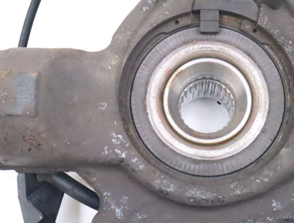 Fusee avg Citroën BERLINGO MULTISPACE (B9) 1.6 hdi 90 (2010)
