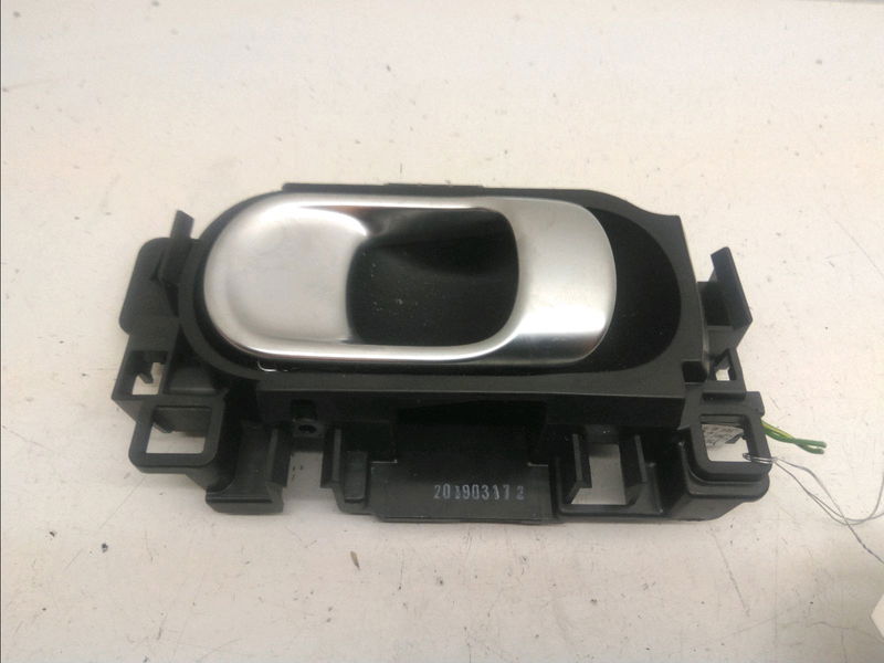 Poignee int porte avg Citroën C5 AIRCROSS (A_) 1.2 puretech 130 (arhnsj) (2018)
