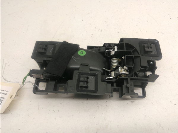 Poignee int porte avg Citroën C5 AIRCROSS (A_) 1.2 puretech 130 (arhnsj) (2018)