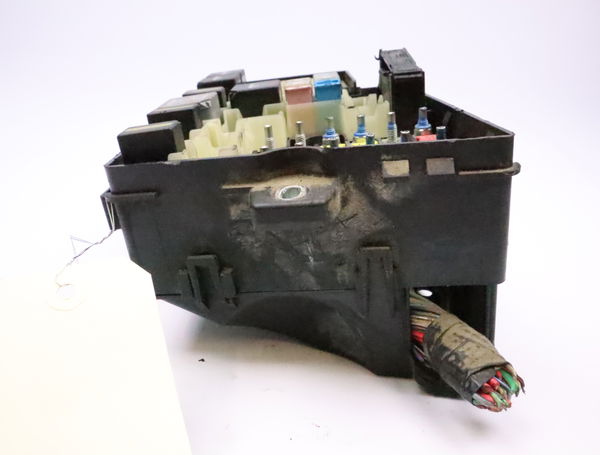 Boite a fusibles Ford FOCUS II (DA_, HCP, DP) 1.6 ti (2004-2012)