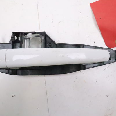 Poignee ext porte ard Peugeot 2008 I (CU_) 1.6 bluehdi 120 (2014) 5 portes