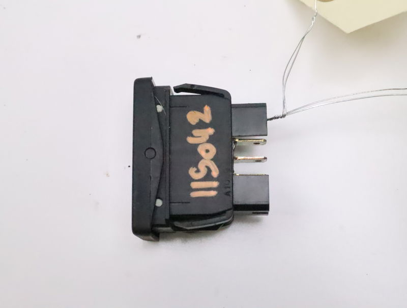 Commande lève-glace porte avant droite Citroën SAXO (S0, S1) 1.1 x, sx (1996-2003) 5 portes
