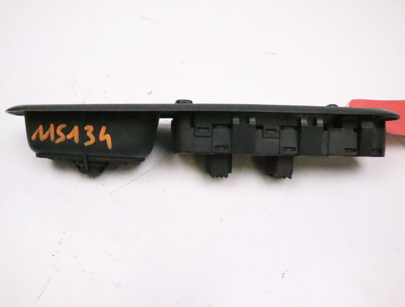 Commande lève-glace porte avant gauche Peugeot 407 (6D_) 2.7 hdi (6duhzj, 6duhzf) (2005-2010)