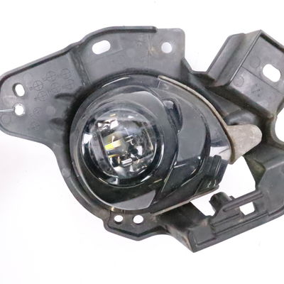 Phare antibrouillard avant gauche Mazda CX-3 (DK) 2.0 skyactiv-g (dk5w, dk6w) (2015)