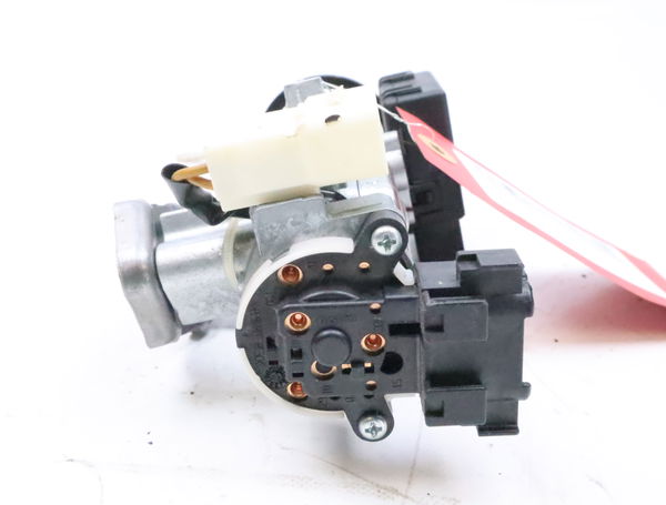 Antivol de direction Suzuki SWIFT III (MZ, EZ) 1.3 ddis (rs 413d) (2005)