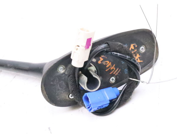 Antenne Peugeot 208 I (CA_, CC_) 1.2 vti 82 (2012)