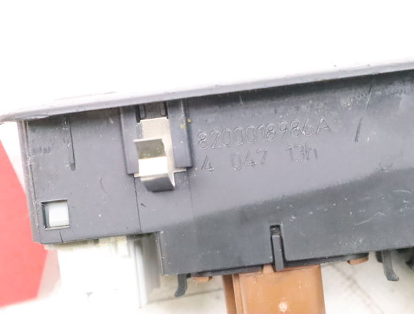 Commande lève-glace porte avant gauche Renault LAGUNA II (BG0-1_) 2.0 16v (bg00, bg0k, bg0p, bg0w) (2002-2007) 5 portes