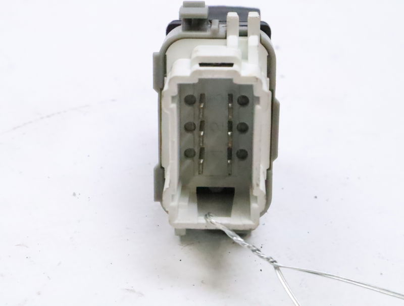 Commande lève-glace porte avant droite Renault LAGUNA II (BG0-1_) 2.0 16v (bg00, bg0k, bg0p, bg0w) (2002-2007) 5 portes