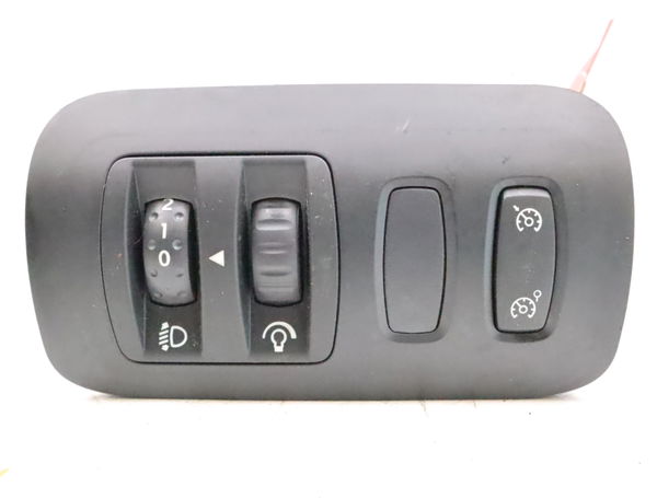 Interrupteur commande de phares Renault MEGANE II (BM0-1_, CM0-1_) 1.9 dci (2005-2009)