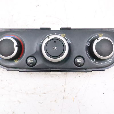 Commande de chauffage Renault MEGANE III 3-5 portes (BZ0-1_, B3_) 1.5 dci (2009)