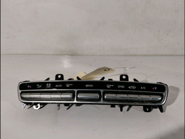 Commande de chauffage Mercedes-benz CLASSE C (W205) C 180 bluetec - d (205.036) (2014-2018)