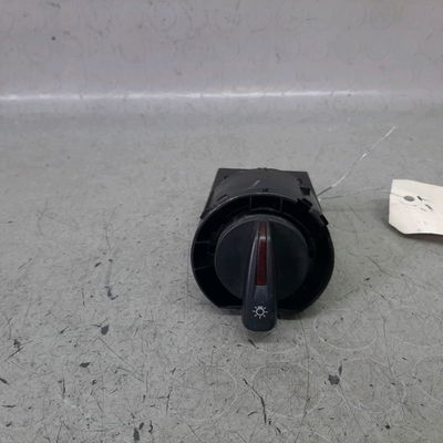 Interrupteur commande de phares Seat IBIZA IV (6J5, 6P1) 1.4 tdi (2008-2010) 5 portes