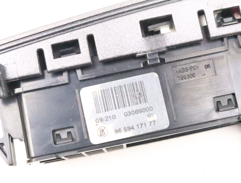 Bouton de warning Peugeot 308 SW I (4E_, 4H_) 1.6 hdi (2009-2014) 5 portes