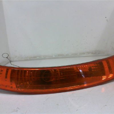 Clignotant droit Renault TRAFIC II Autobus-Autocar (JL) 1.9 dci 100 (jl0c) (2001-2006)
