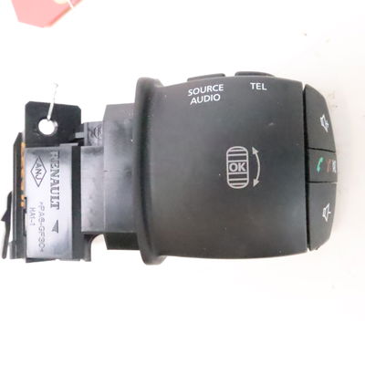 Commande autoradio RENAULT MEGANE
