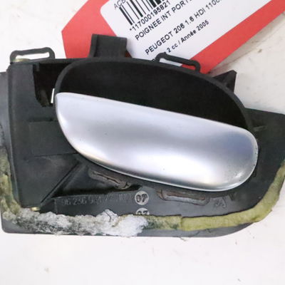 Poignee int porte avg Peugeot 206 3-5 portes (2A-C) 1.6 hdi 110 (2004-2007)
