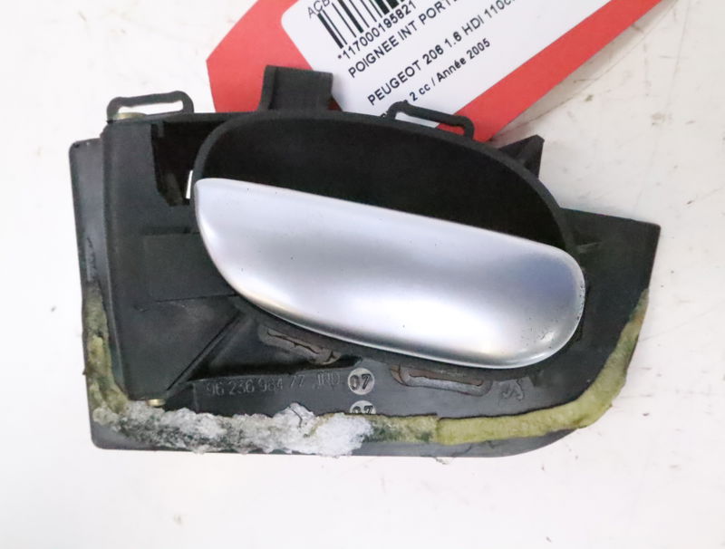 Poignee int porte avg Peugeot 206 3-5 portes (2A-C) 1.6 hdi 110 (2004-2007)