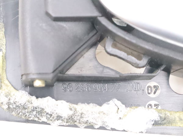 Poignee int porte avg Peugeot 206 3-5 portes (2A-C) 1.6 hdi 110 (2004-2007)