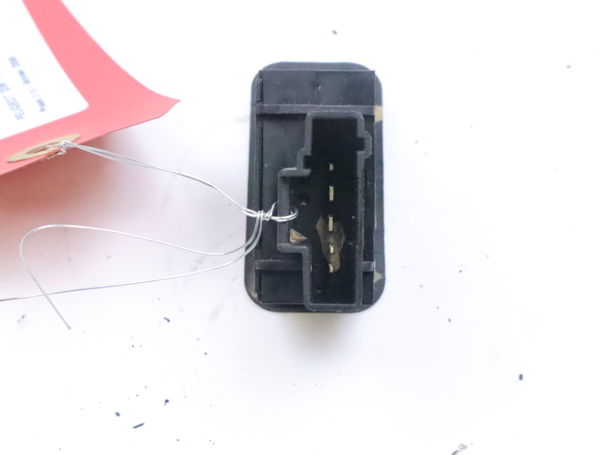 Interrupteur commande de phares Peugeot 206 3-5 portes (2A-C) 1.4 i (1998-2012) 3 portes