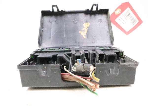 Boite a fusibles Peugeot 406 Coupé (8C) 2.2 hdi (2000-2004) 2 portes