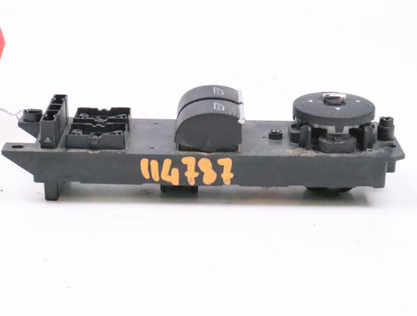 Commande lève-glace porte avant gauche Ford FIESTA VI (CB1, CCN) 1.6 tdci (2008-2012)