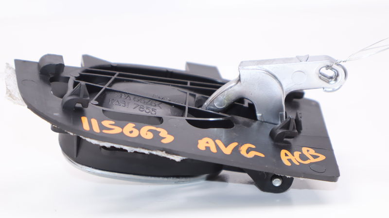 Poignee int porte avg Peugeot 206 (2L_, 2M_) 1.4 i (2010-2013)