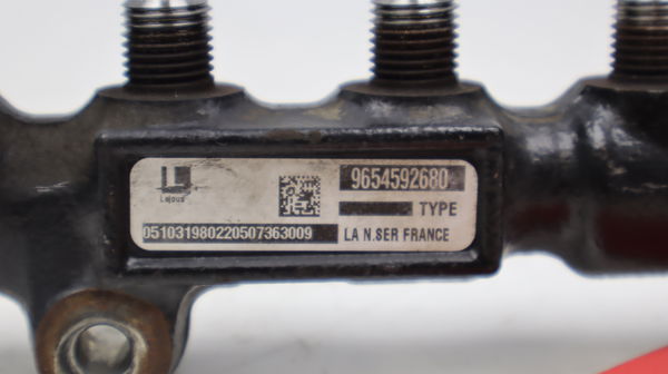 Rampe injection Peugeot 206 3-5 portes (2A-C) 1.4 hdi eco 70 (2001-2009) 5 portes