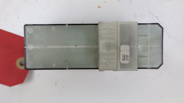 Commande lève-glace porte avant gauche Opel AGILA (B) (H08) 1.0 (f68) (2008-2011)