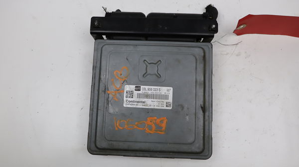 Calculateur moteur Seat IBIZA IV (6J5, 6P1) 1.6 tdi (2009-2015)