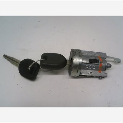 Antivol de direction Mitsubishi PAJERO III (V7_W, V6_W) 3.2 di-d (v68w) (2000-2006)