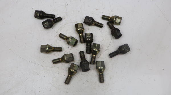 Goujon de roue  Renault TWINGO I (C06_) 1.2 16v (c06c, c06d, c06k) (2001-2007) 3 portes